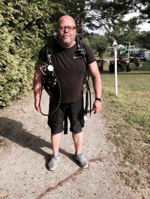 Mattias, getting ready for a dive on the Jodrey!